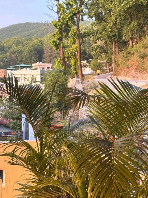 Cosmic Homes #River#Forest Dehradun Exteriör bild